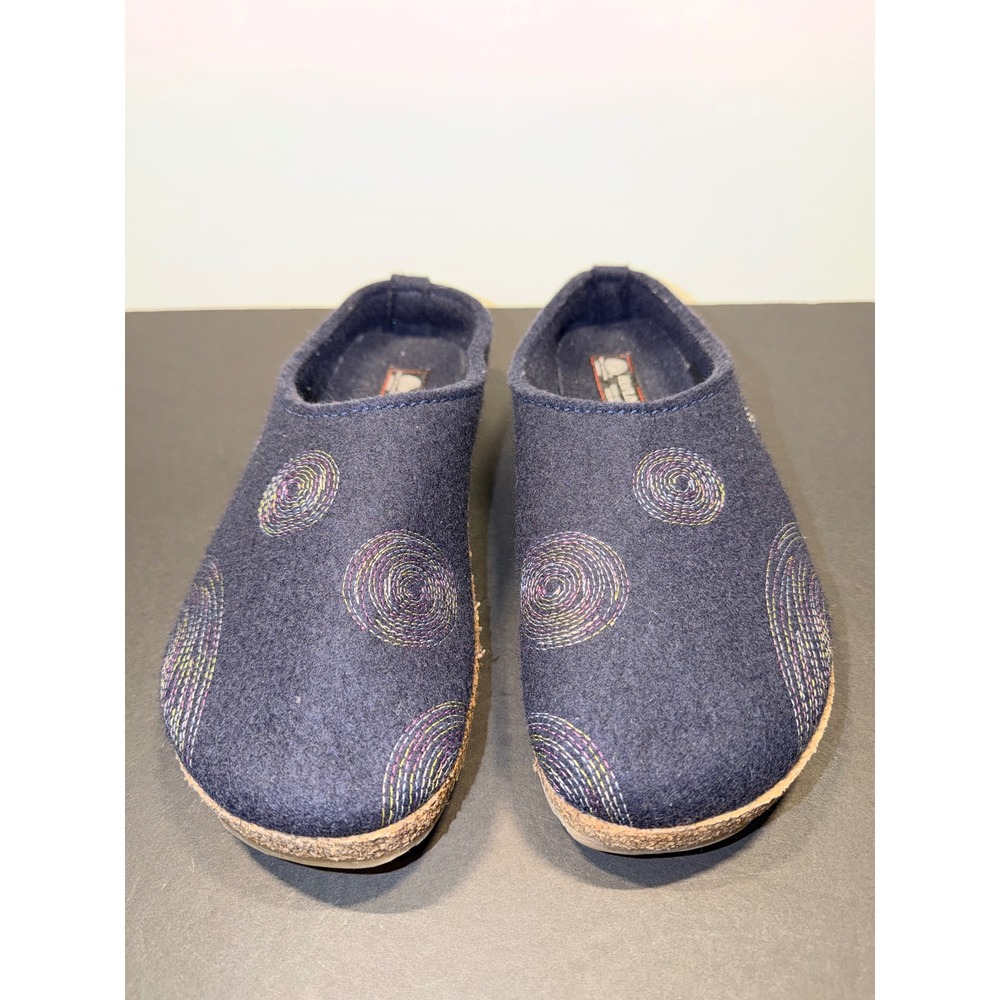 Haflinger Grizzly Navy Blue Wool Clogs Embroidered Swirls Womens Size 41 EU